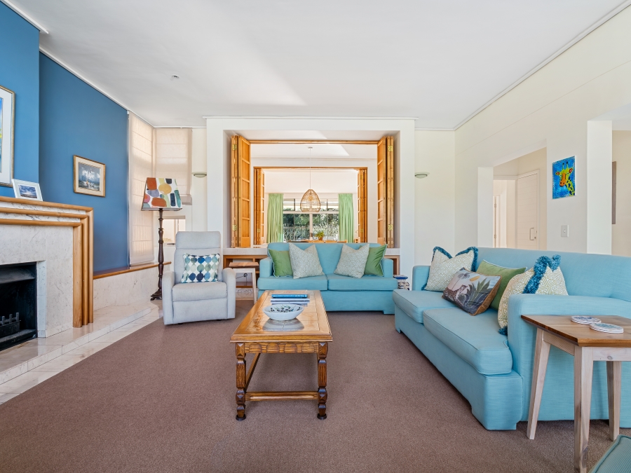 4 Bedroom Property for Sale in Leisure Isle Western Cape